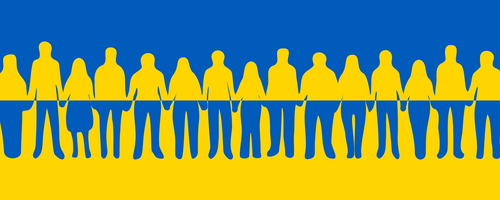 Gelb-Blaue Flagge mit einer Menschenkette davor