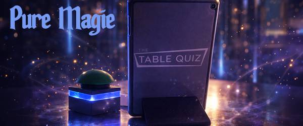 Table Quiz Pure Magie Buzzer und Tablet stehen in der Mitte drum herum magische Zauberwirbel