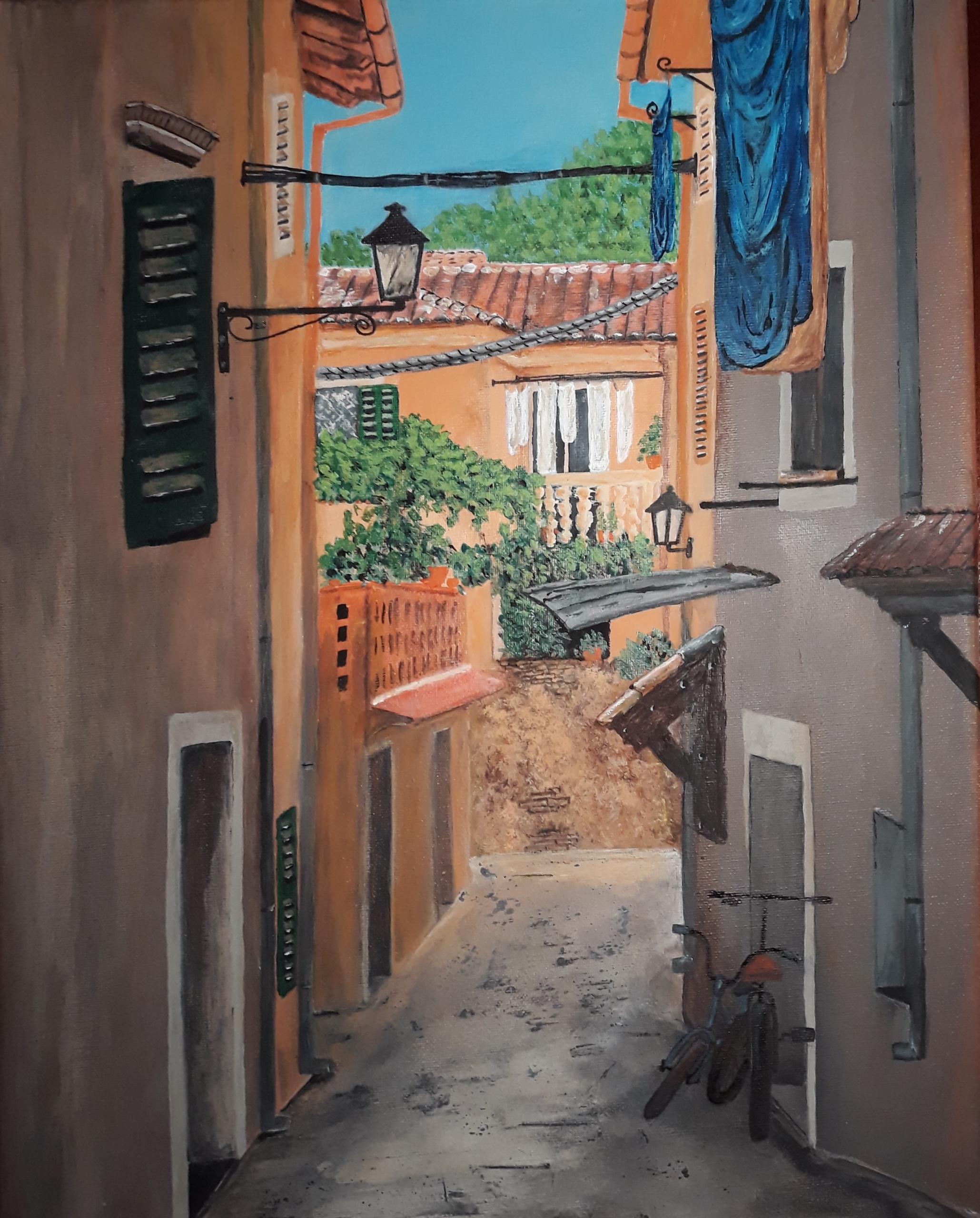 eine schmale Gasse in Italien, gemalt von Heike Scheunert, blauer Himmel, lins und rechts Hauswände und in der Mitte die Gasse