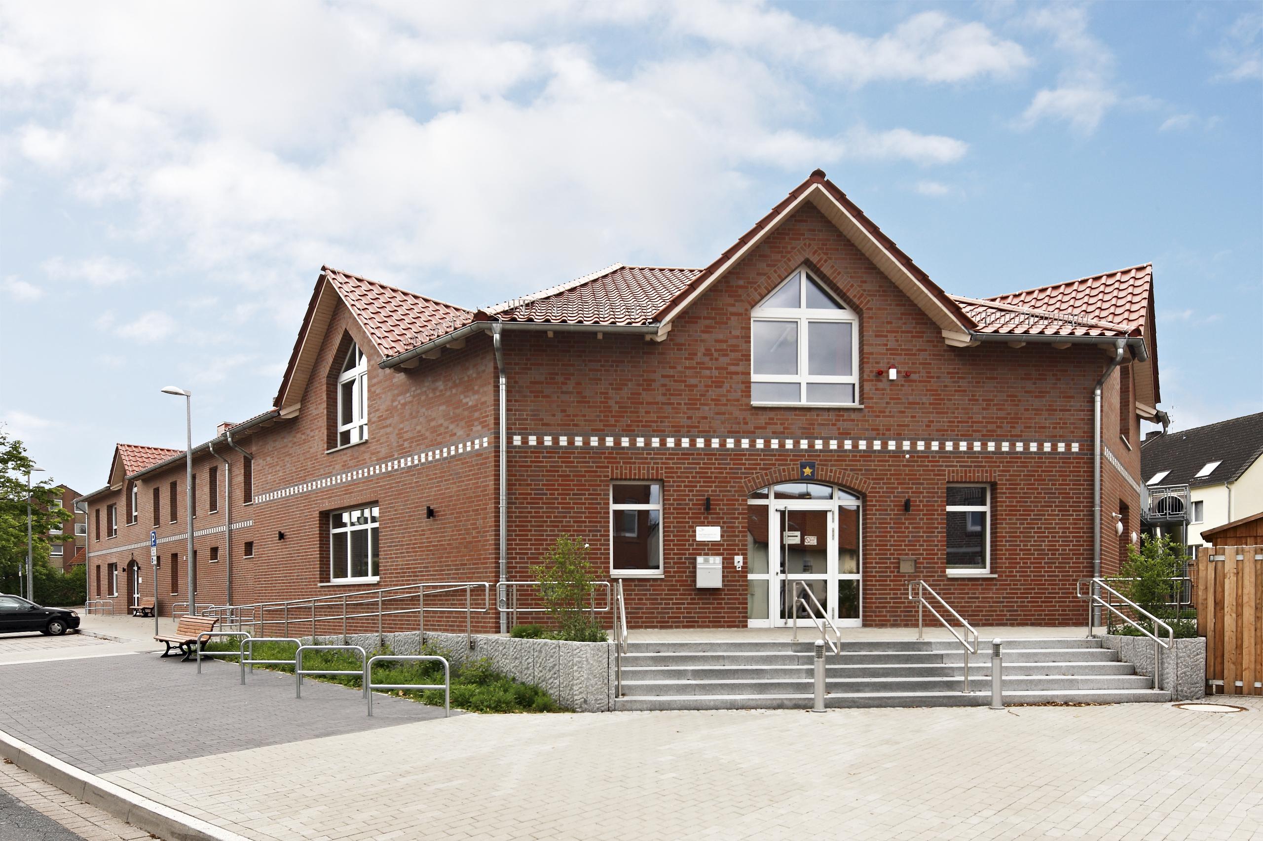 Ansicht des Einganges vom Familienzentrum Rethen