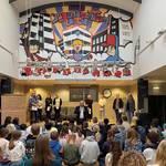 20241024 01 STADT LAATZEN Kinderkonferenz   Bürgermeister Kai Eggert begrüßt die Teilnehmenden 01