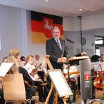 Bürgermeister Jürgen Köhne begrüßt die Gäste Bürgermeister am Rednerpult