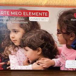 Es ist ein Kartenset zu sehen. Es ist ein Zusatz Set 1 um die emotionale und soziale Entwicklung zu unterstützen.