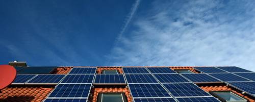 Photovoltaik-Anlage auf einem Dach