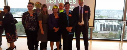 Luisa Oyen, Gerd Apportin, Katrin Förster, Angelika Rohde, Siegfried Guder, Silke Rehmert und Bürgermeister Jürgen Köhne beim Eröffnungsempfang in Grand Quevilly (vlnr)