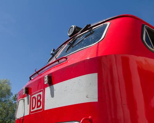 Deutsche Bahn - Infos zu Fahrt und Ankunft © Pixabay