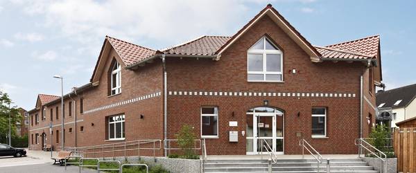 Ansicht des Einganges vom Familienzentrum Rethen