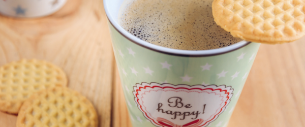 Kaffeetasse mit Keksen